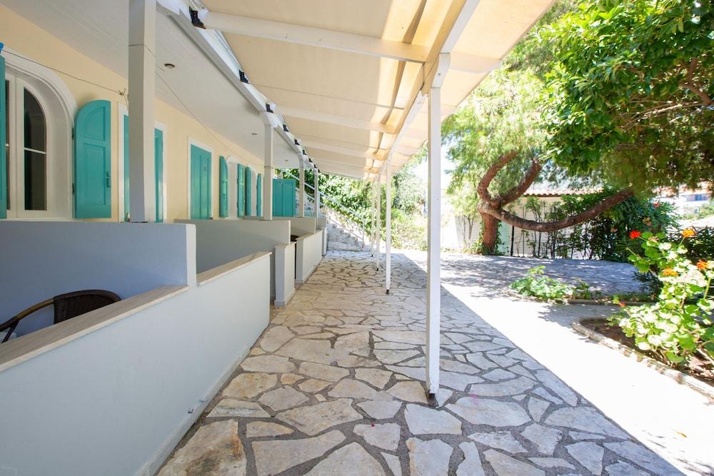 Odyssey Hotel Άγιος Νικήτας Εξωτερικό φωτογραφία
