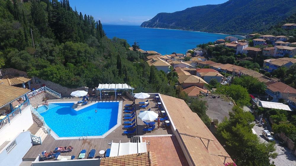 Odyssey Hotel Άγιος Νικήτας Εξωτερικό φωτογραφία